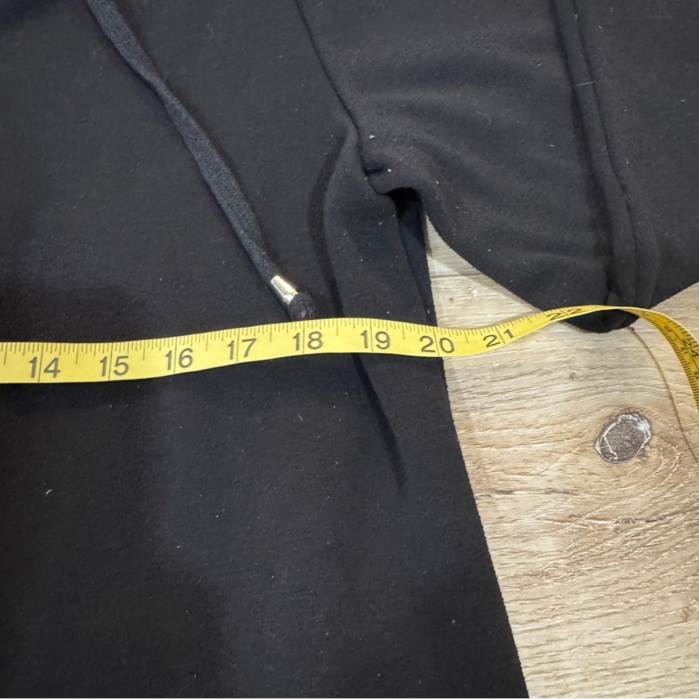 Zeagoo black long sleeved zip up hoodie with drawstrings, front pockets, XXL. - Picture 6 of 10